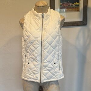 Elegant White Quilted Women's Vest